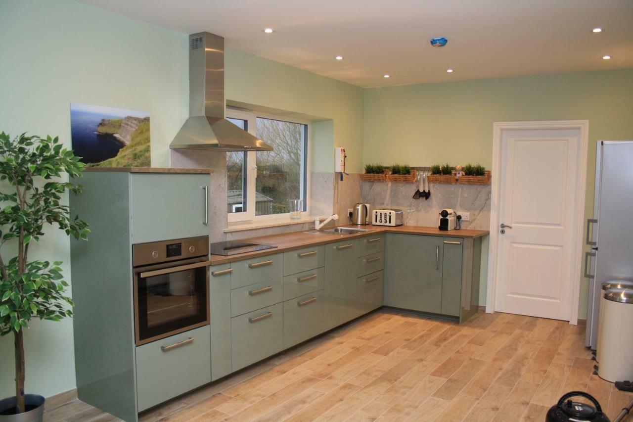 Atlantic Retreat Lodge Kinvara Εξωτερικό φωτογραφία